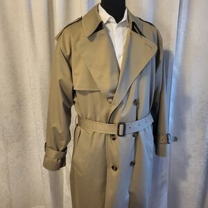 London Fog Men's Tan Trench Coat with Double-Breasted, 42R, Classic Style